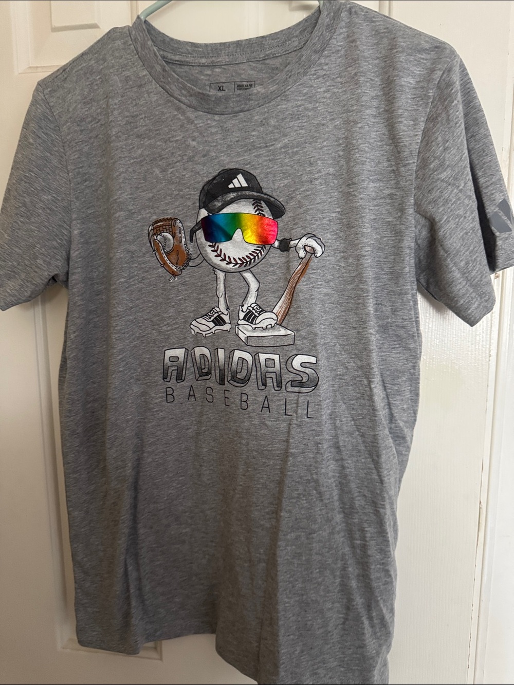 adidas Gray Short-Sleeve Baseball Graphic Tee with Rainbow Sunglasses size 18/20